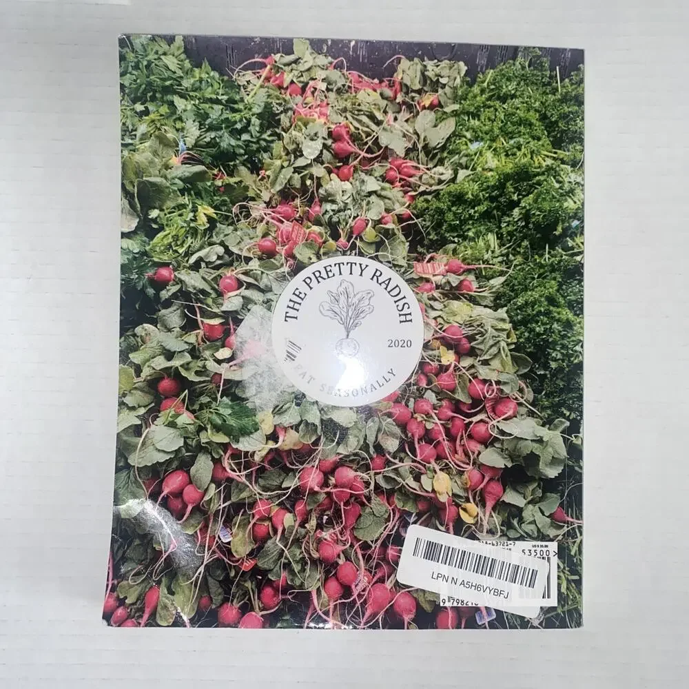 The Pretty Radish: Lovely food, done right Paperback Book 9798218637217